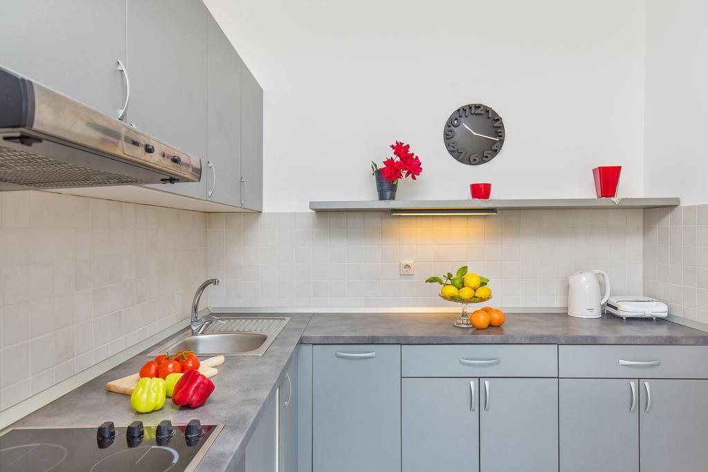 Apartment Lujak Donje Celo ภายนอก รูปภาพ