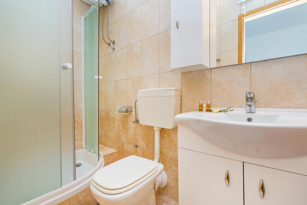 Apartment Lujak Donje Celo ภายนอก รูปภาพ